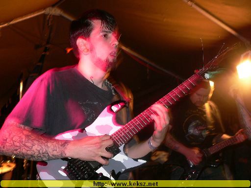 050714-1377-spadeful_of_dust.jpg