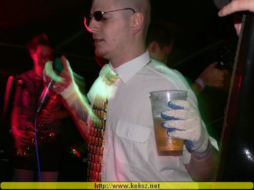 050714-1425-yellow_spots.jpg