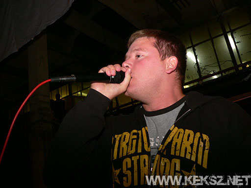 060831-1040-fallenintoashes.jpg