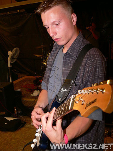 060902-1015-linx.jpg