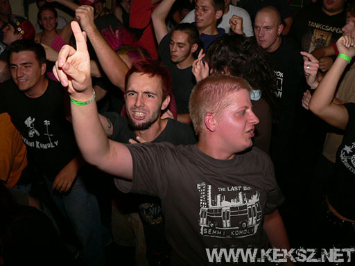 060902-1253-semmi_komoly.jpg