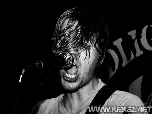 070709-1028-redlightsflash.jpg