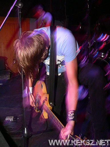 070709-1032-redlightsflash.jpg