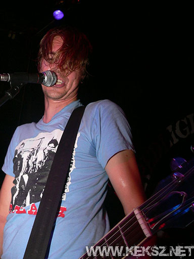 070709-1034-redlightsflash.jpg