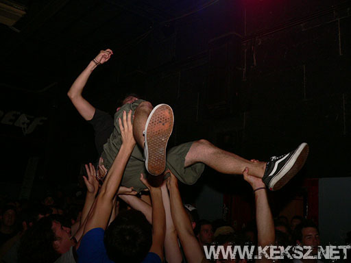 070709-1037-redlightsflash.jpg