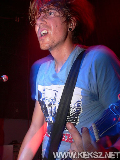 070709-1039-redlightsflash.jpg