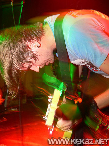 070709-1043-redlightsflash.jpg