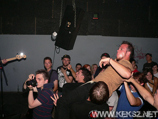 070709-1049-redlightsflash.jpg