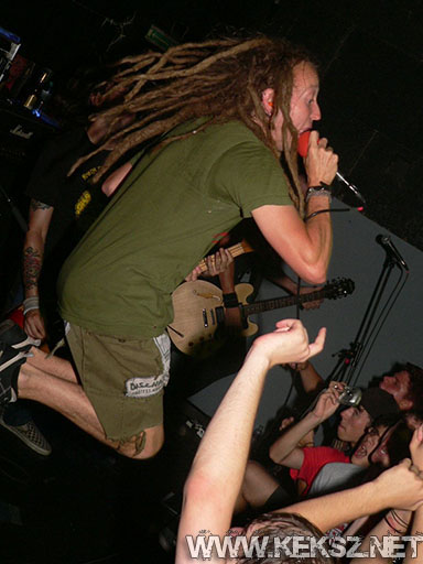 070709-1072-strike_anywhere.jpg