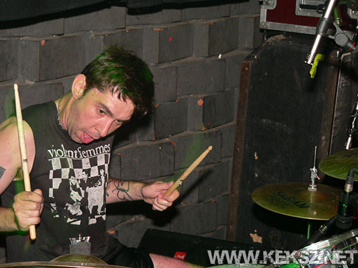 070709-1103-strike_anywhere.jpg