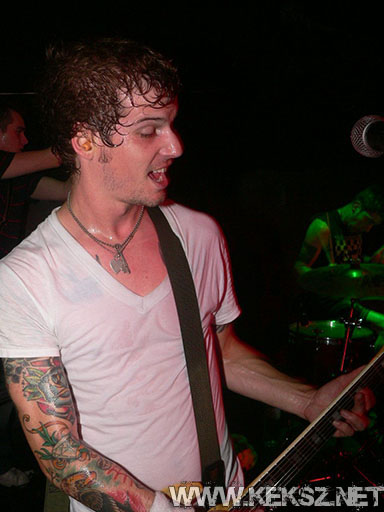 070709-1121-strike_anywhere.jpg