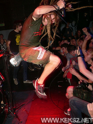 070709-1168-strike_anywhere.jpg