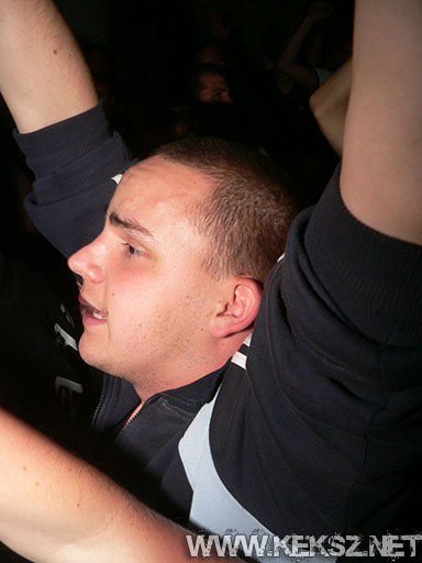 090417-1100-fegyelmezo_reszleg.jpg