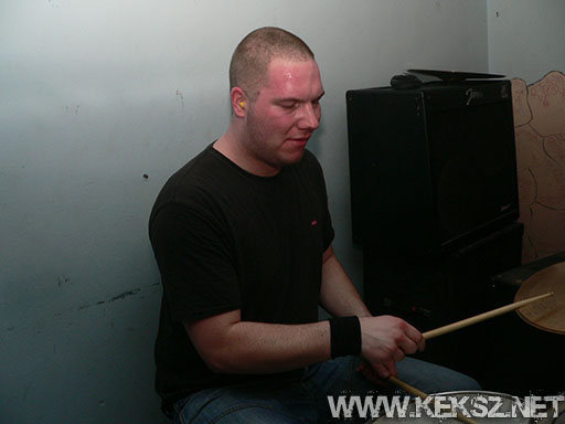 090417-1103-fegyelmezo_reszleg.jpg