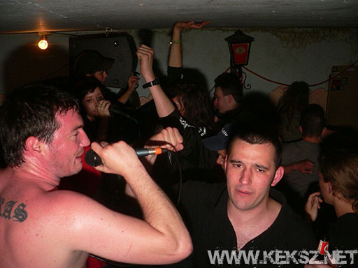 090417-1116-fegyelmezo_reszleg.jpg