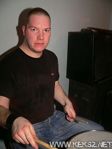 090417-1118-fegyelmezo_reszleg.jpg