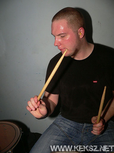 090417-1127-fegyelmezo_reszleg.jpg