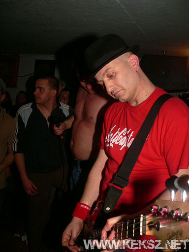 090417-1128-fegyelmezo_reszleg.jpg