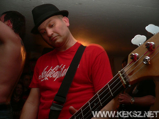 090417-1129-fegyelmezo_reszleg.jpg