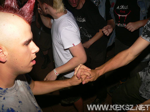 090515-1006-fegyelmezo_reszleg.jpg