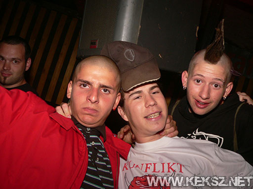 090515-1009-fegyelmezo_reszleg.jpg