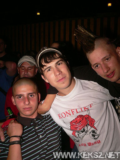 090515-1013-fegyelmezo_reszleg.jpg