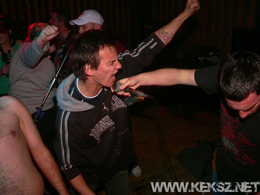 090515-1017-fegyelmezo_reszleg.jpg