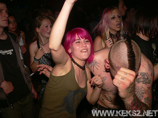 090515-1044-fegyelmezo_reszleg.jpg