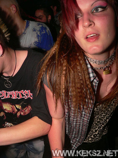 090515-1046-fegyelmezo_reszleg.jpg