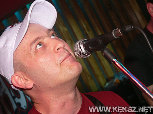 090515-1048-fegyelmezo_reszleg.jpg