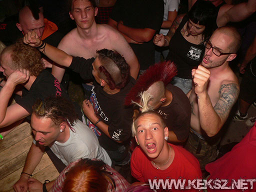 090717-1100-fegyelmezo_reszleg.jpg