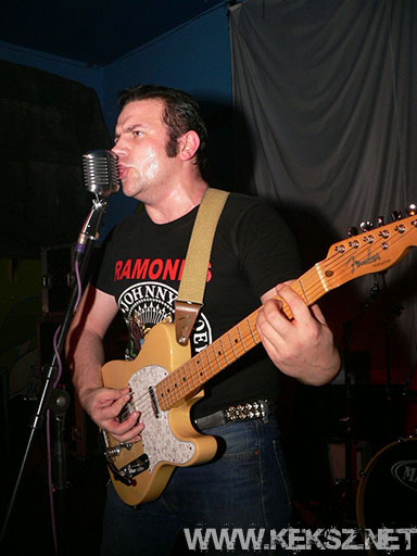 091226-1003-ati_edge_and_the_shadowbirds.jpg