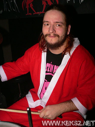 091226-1223-rozsaszin_pittbull.jpg