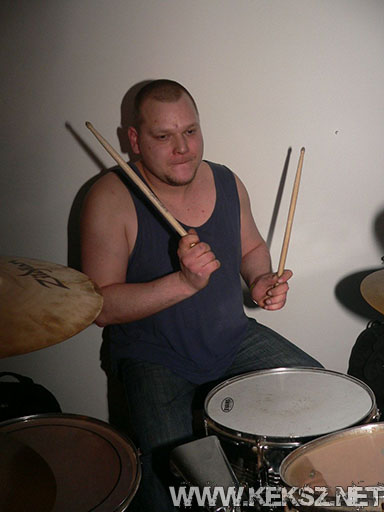 091230-1018-the_snobs.jpg