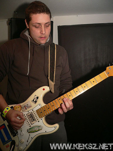 091230-1021-the_snobs.jpg