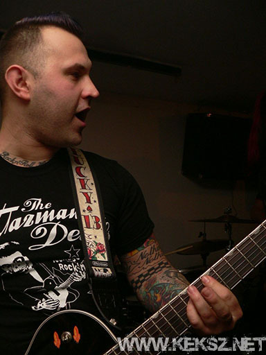 091230-1069-hellfreaks.jpg