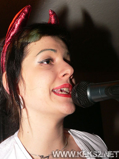091230-1073-hellfreaks.jpg
