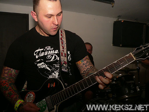 091230-1075-hellfreaks.jpg