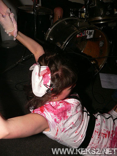 091230-1079-hellfreaks.jpg