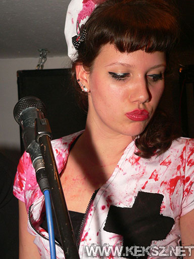 091230-1084-hellfreaks.jpg