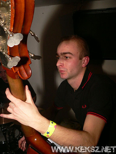 091230-1088-hellfreaks.jpg