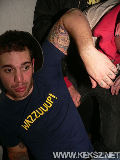 091230-1127-linx.jpg