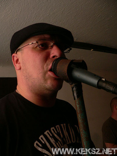 091230-1141-fegyelmezo_reszleg.jpg